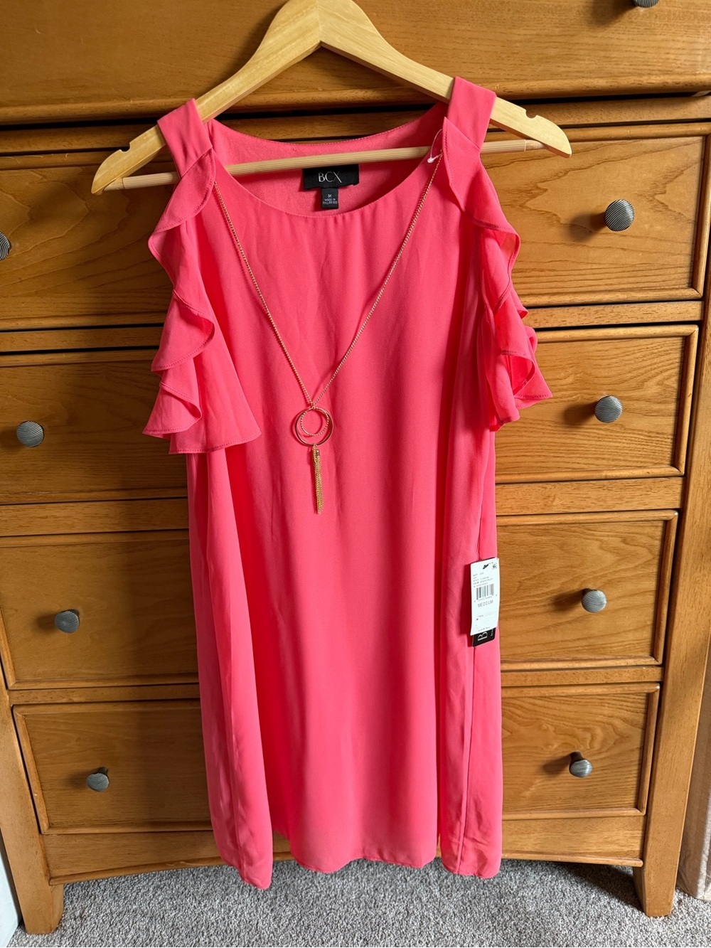 NEW Preppy Chic Barbiecore Womens Size Medium Mini Dress with Gold Chain Accent